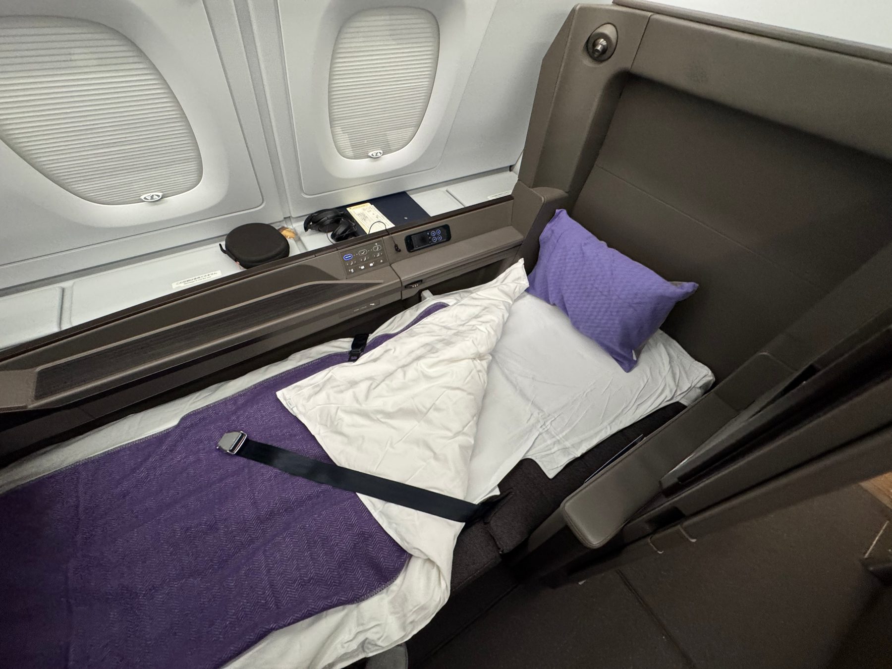 ANA First Class suite on the A380 Flying Honu